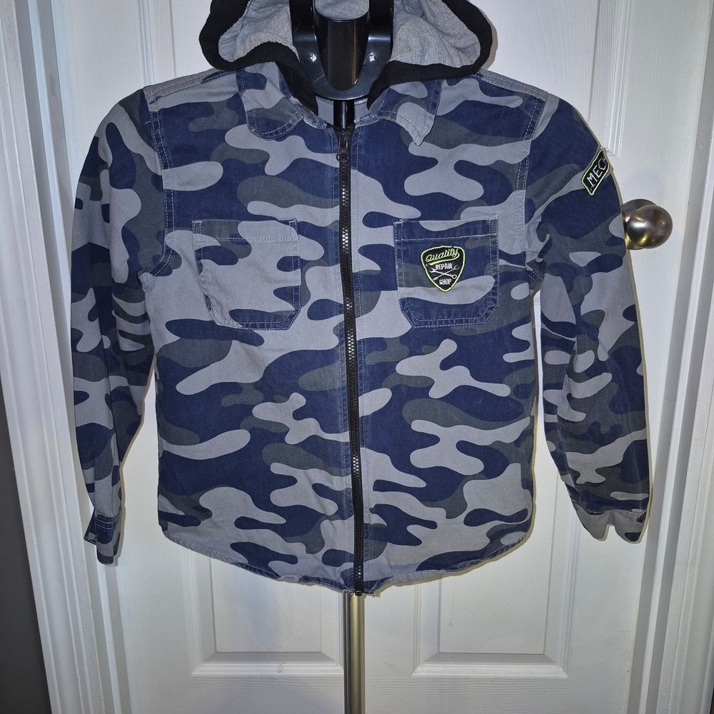 Cool Wonder Nation Boys' Camo Hoodie – Size 10-12 for Future Mechanics!